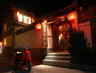 Lijiang Overseas Club Hotel Exterior photo